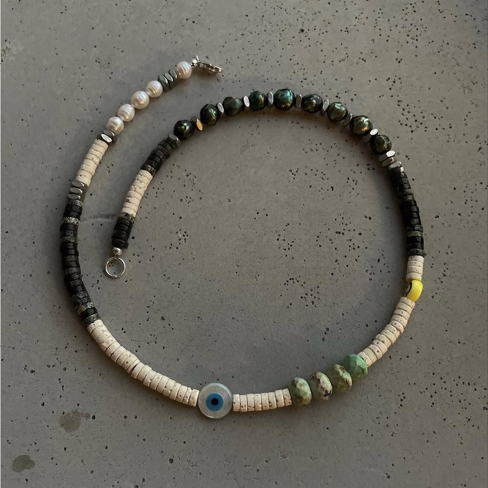 NEW House Of Olía beaded choker smile natural stone necklace